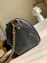 Load image into Gallery viewer, Louis Vuitton Speedy BB Bag - LUXURY KLOZETT