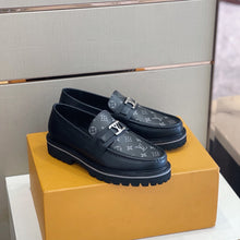 Load image into Gallery viewer, Louis Vuitton Major Loafer