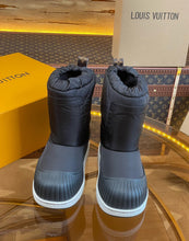 Load image into Gallery viewer, Louis Vuitton Polar Flat Half Boot