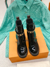 Load image into Gallery viewer, Louis Vuitton Star Trail Ankle Boots