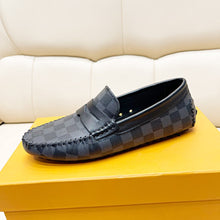 Load image into Gallery viewer, Louis Vuitton Mocassin Loafer