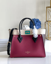 Load image into Gallery viewer, Louis Vuitton On My Side MM Bag