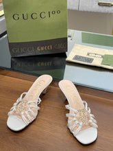 Load image into Gallery viewer, Gucci Women Slide Sandal With Crystals