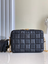 Load image into Gallery viewer, Louis Vuitton Troca PM Bag