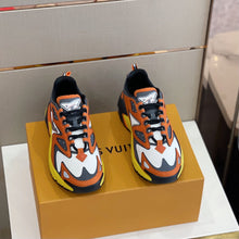 Load image into Gallery viewer, Louis Vuitton Runner Tatic Sneakers