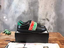Load image into Gallery viewer, Gucci Ace Sneakers