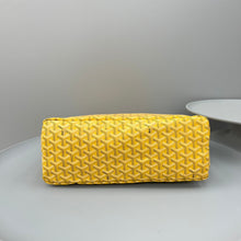 Load image into Gallery viewer, Goyard Boheme Hobo Bag