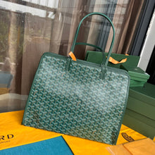 Load image into Gallery viewer, Goyard Hardy PM Bag