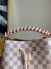 Load image into Gallery viewer, Louis Vuitton NeoNoe MM Bag - LUXURY KLOZETT