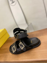 Load image into Gallery viewer, Fendi Men Slides