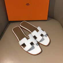 Load image into Gallery viewer, Hermes Oran Sandal