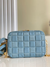 Load image into Gallery viewer, Louis Vuitton Troca PM Bag