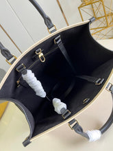 Load image into Gallery viewer, Louis Vuitton OnTheGo MM Bag