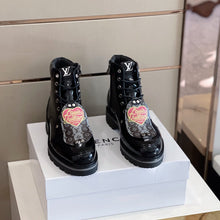 Load image into Gallery viewer, Louis Vuitton OBERKAMPF Ankle Boot