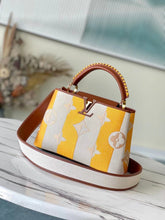 Load image into Gallery viewer, Louis Vuitton Capucines BB Bag