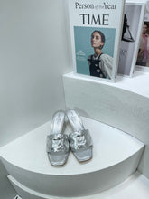 Load image into Gallery viewer, Louis Vuitton Revival Mule