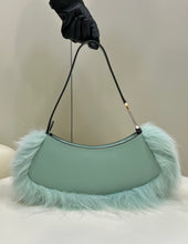 Load image into Gallery viewer, Fendi O'lock Swing Bag