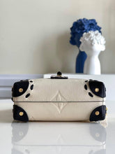 Load image into Gallery viewer, Louis Vuitton Petite Malle Souple Bag