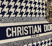 Load image into Gallery viewer, Christian Dior Medium Lady D Lite Bag