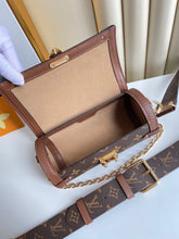 Load image into Gallery viewer, Louis Vuitton Papillon Trunk Bag