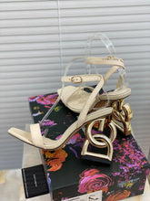 Load image into Gallery viewer, Dolce & Gabbana Patent Leather Sandals