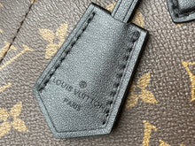 Load image into Gallery viewer, Louis Vuitton Flower Tote Bag