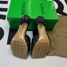 Load image into Gallery viewer, Bottega Veneta Heels