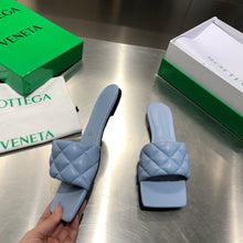 Load image into Gallery viewer, Bottega Veneta Lido Sandals