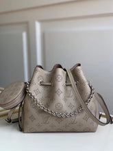 Load image into Gallery viewer, Louis Vuitton Bella Bag