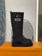 Load image into Gallery viewer, Louis Vuitton Territory high Boots