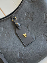 Load image into Gallery viewer, Louis Vuitton Carryall PM Bag