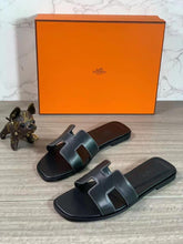 Load image into Gallery viewer, Hermes Oran Sandal