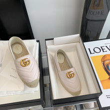 Load image into Gallery viewer, Gucci Espadrilles With Double G