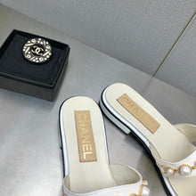 Load image into Gallery viewer, Chanel Slide