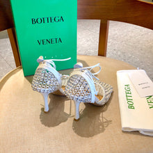 Load image into Gallery viewer, Bottega Veneta Stretch Heels