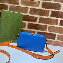 Load image into Gallery viewer, Gucci Interlocking G Mini Bag