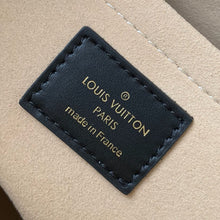 Load image into Gallery viewer, Louis Vuitton On My Side MM Bag