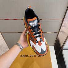 Load image into Gallery viewer, Louis Vuitton Runner Tatic Sneakers