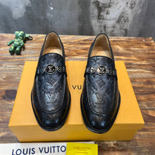 Load image into Gallery viewer, Louis Vuitton Loafer