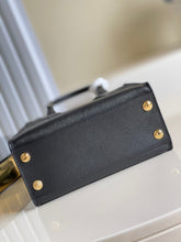 Load image into Gallery viewer, Louis Vuitton On My Side PM Bag
