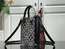 Load image into Gallery viewer, Louis Vuitton 1854 Petit Sac Plat - LUXURY KLOZETT