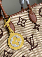 Load image into Gallery viewer, Louis Vuitton OnTheGo MM Bag