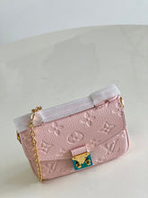 Load image into Gallery viewer, Louis Vuitton Micro Metis Bag