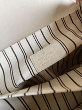 Load image into Gallery viewer, Louis Vuitton Pochette Metis Bag - LUXURY KLOZETT