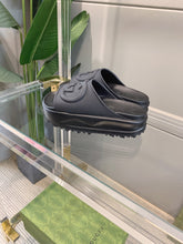 Load image into Gallery viewer, Gucci Slide Sandal With interlocking G