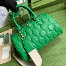 Load image into Gallery viewer, Gucci GG Matelasse Leather Medium Bag