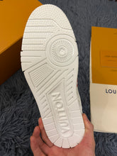 Load image into Gallery viewer, Louis Vuitton Trainer Sneakers