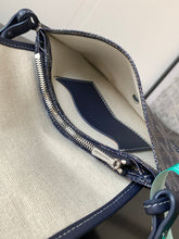 Load image into Gallery viewer, Goyard Plumet Pocket Wallet Bag