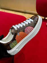 Load image into Gallery viewer, Louis Vuitton Time Out Sneakers