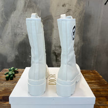 Load image into Gallery viewer, Christian Dior Rise Boots